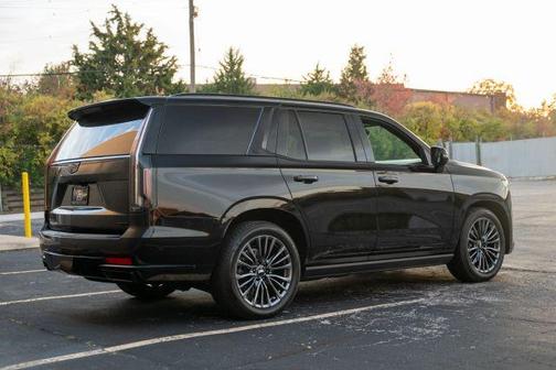 2023 Cadillac Escalade Premium Luxury Platinum