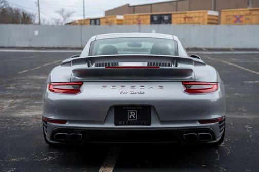 2017 Porsche 911 Turbo