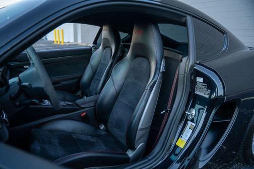 2016 Porsche Cayman GTS