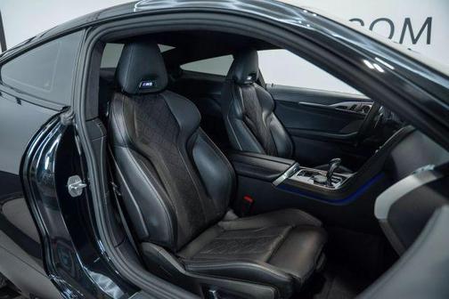 2020 BMW M8