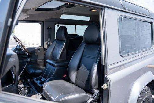1994 Land Rover Defender 200
