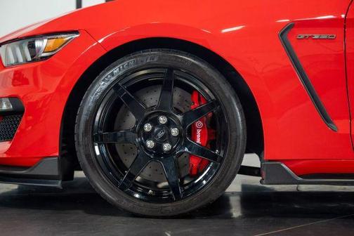 2018 Ford Shelby GT350 Base