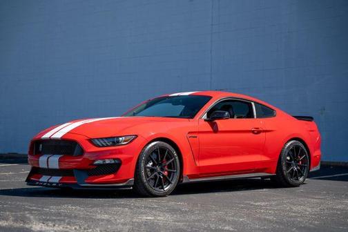 2017 Ford Shelby GT350 Base