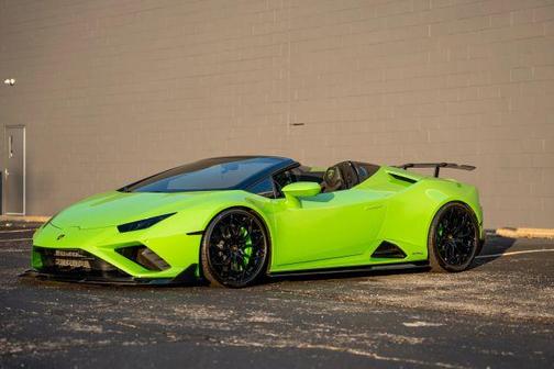 2022 Lamborghini Huracan EVO Base