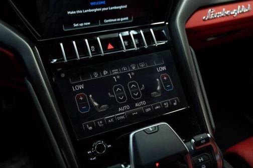 2022 Lamborghini Urus