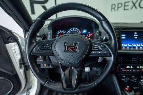 2020 Nissan GT-R Premium