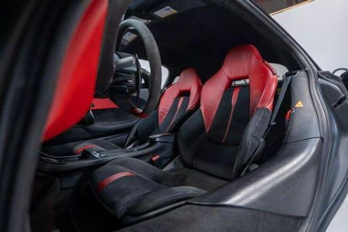 2017 McLaren 570S Base