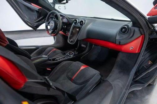 2017 McLaren 570S Base