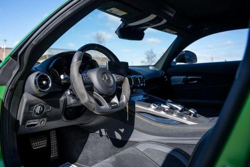 2018 Mercedes-Benz AMG GT R