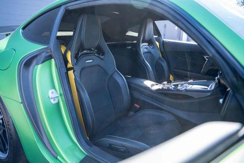 2018 Mercedes-Benz AMG GT R