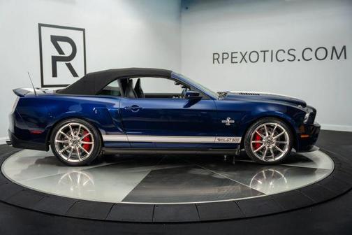 2012 Ford Shelby GT500 Base