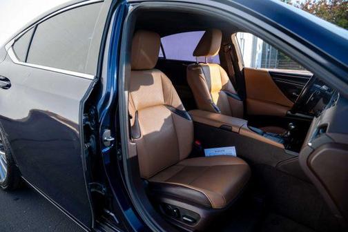 2020 Lexus ES 350 Base