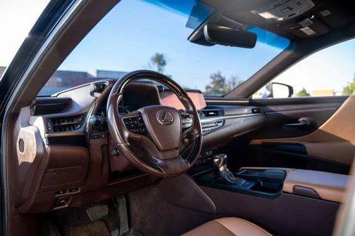 2020 Lexus ES 350 Base