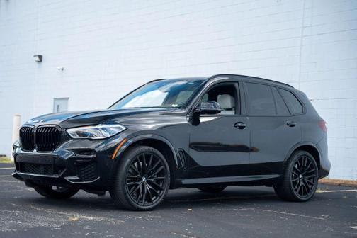 2023 BMW X5 M50i