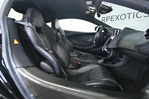 2016 McLaren 570S Base