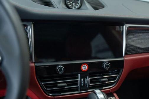 2024 Porsche Macan GTS