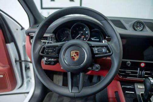 2024 Porsche Macan GTS