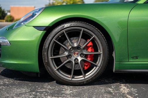 2014 Porsche 911 Carrera 4S
