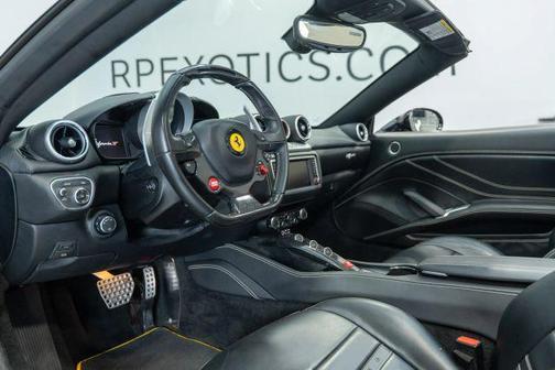 2015 Ferrari California T