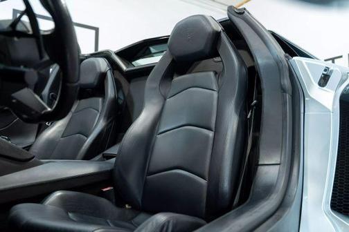2013 Lamborghini Aventador LP700-4