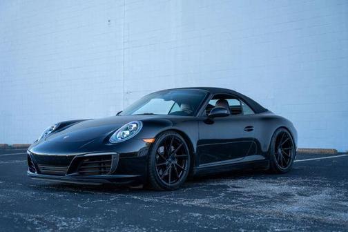 2018 Porsche 911 Carrera