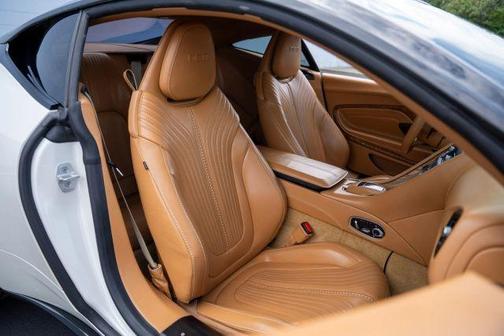 2017 Aston Martin DB11