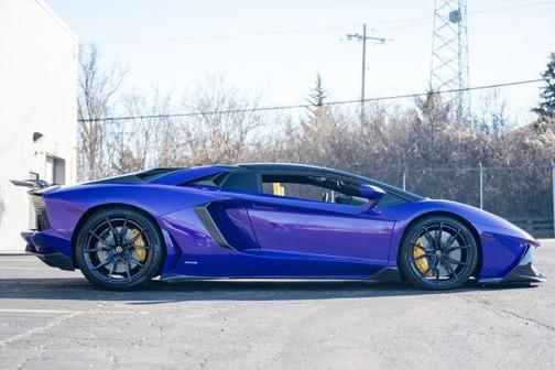 2014 Lamborghini Aventador LP700-4