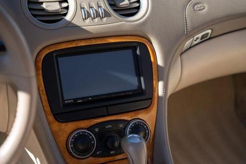 2004 Mercedes-Benz SL-Class 