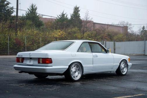 1987 Mercedes-Benz S-Class 560SEC