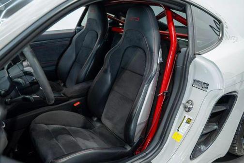 2018 Porsche 718 Cayman GTS