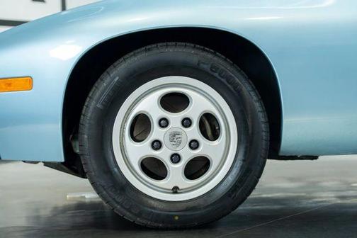 1980 Porsche 928 NULL