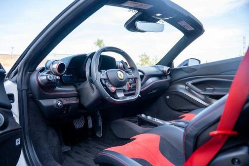 2022 Ferrari F8 Spider Base