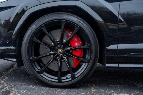 2020 Lamborghini Urus Base