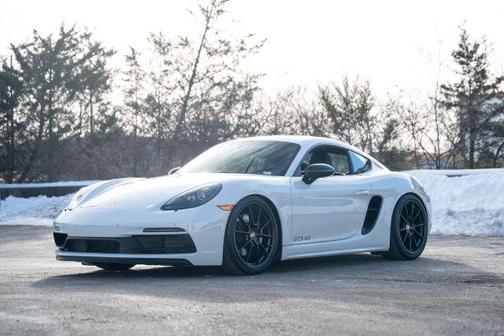 2022 Porsche 718 Cayman GTS 4.0