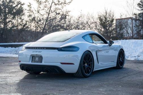 2022 Porsche 718 Cayman GTS 4.0
