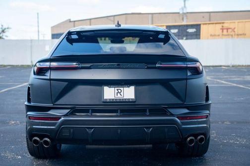 2024 Lamborghini Urus Performante