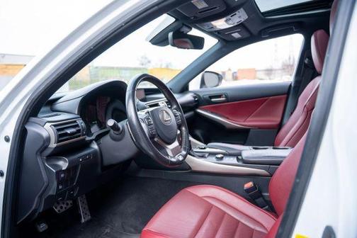 2018 Lexus IS 300 Base