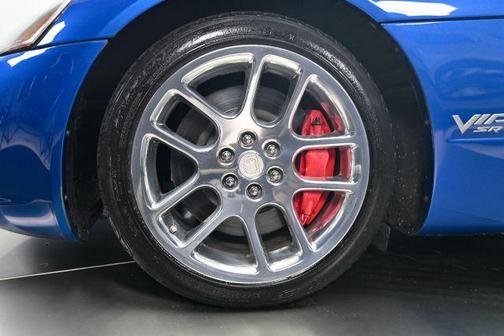 Blue 2006 Dodge Viper SRT-10