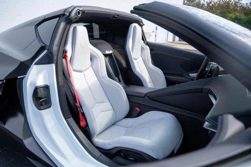 2023 Chevrolet Corvette Stingray w/1LT