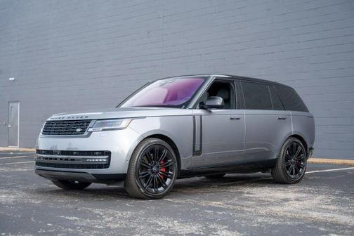 2023 Land Rover Range Rover SE