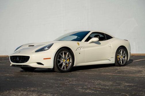 2014 Ferrari California Base
