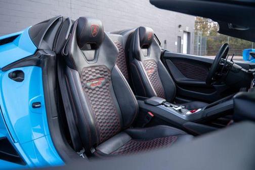 2020 Lamborghini Huracan EVO Base