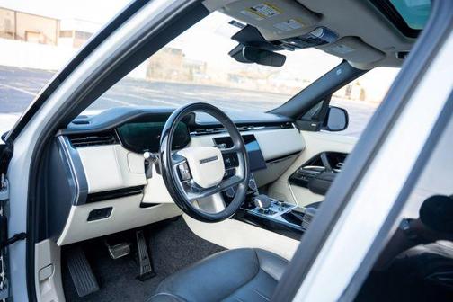 2023 Land Rover Range Rover P530 SE