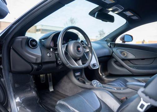 2016 McLaren 570S Base