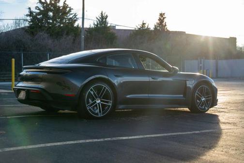 2025 Porsche Taycan Base