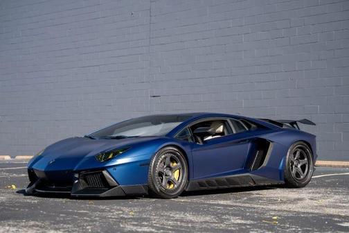 2013 Lamborghini Aventador LP700-4