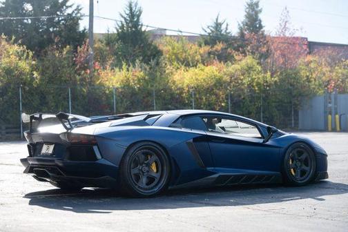 2013 Lamborghini Aventador LP700-4