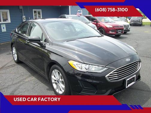Black 2020 Ford Fusion SE
