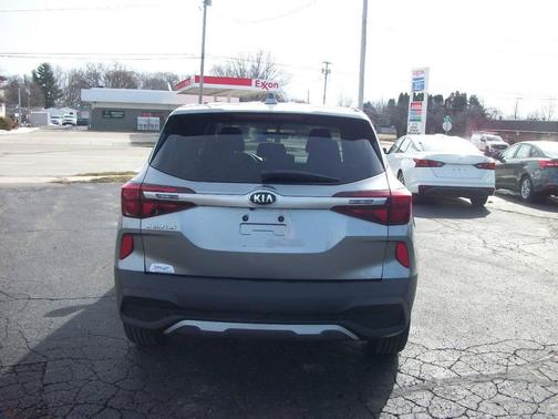 2021 Kia Seltos LX