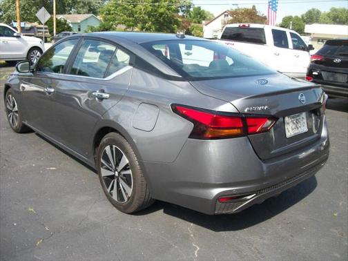 2021 Nissan Altima 2.5 SV